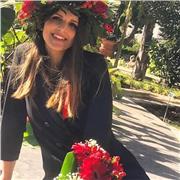 Sono laureata presso la facoltà magistrale di scienze della nutrizione umana ed abilitata alla professione di biologa